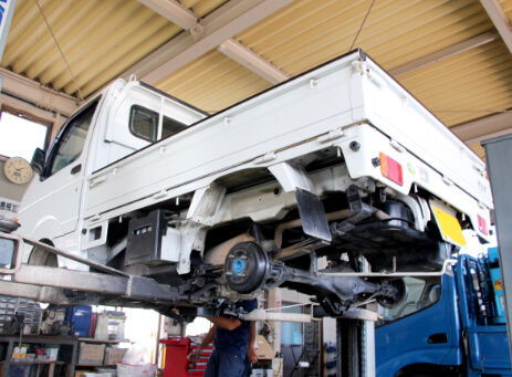 丁寧な車の点検をいたします